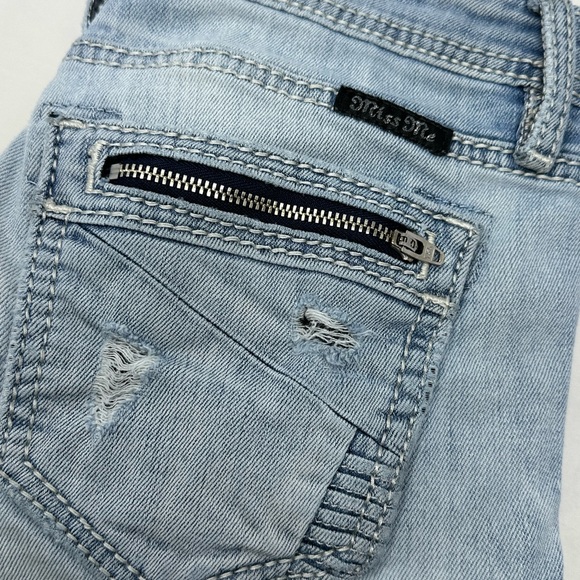 Miss Me Jeans Women’s Sz 26 Signature Straight Zipper Pockets Light Wash X2 - Picture 2 of 7